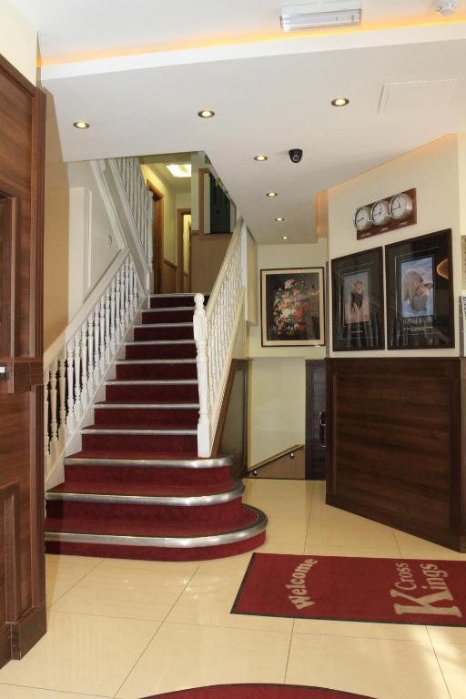 Kings Cross Inn Hotel Лондон Экстерьер фото